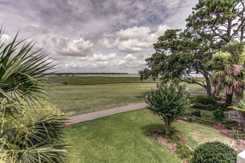 17 Mizzenmast Court