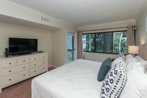 5003 Treetops Villa