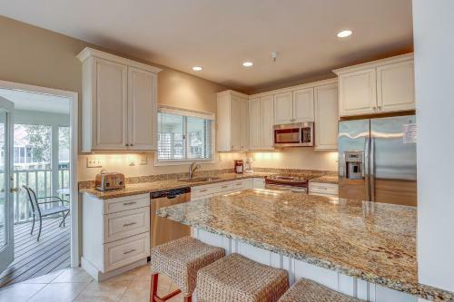 Villa 7636 Huntington