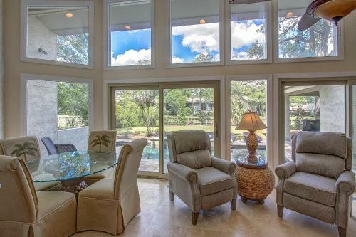 4 Merganser Court