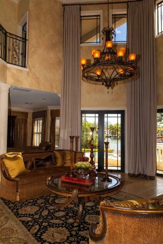 Villa Luxurious 4/4 House With Boat Dock