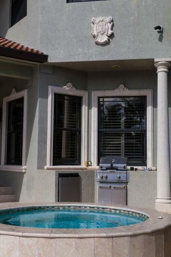 Villa Luxurious 4/4 House With Boat Dock