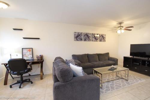 Modern Home | Close To Beach & Casino