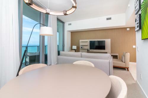 Hotel Private Ocean Condos At Hyde Beach Resort & Residences