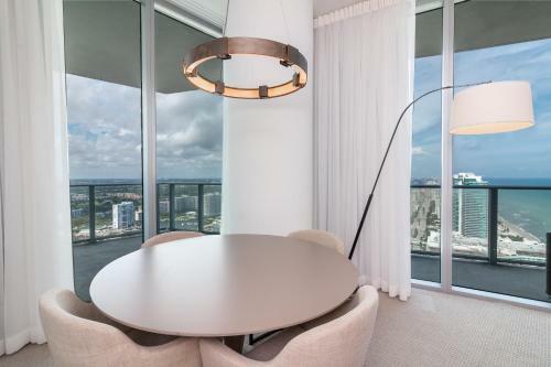 Hotel Private Ocean Condos At Hyde Beach Resort & Residences