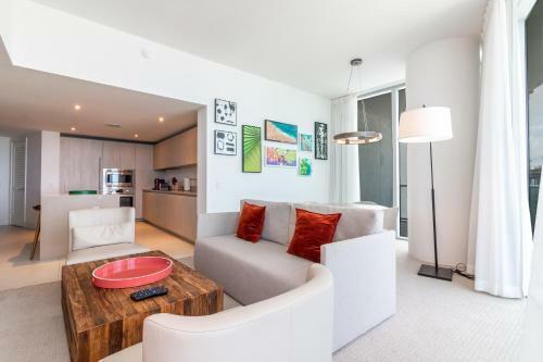 Hotel Private Ocean Condos At Hyde Beach Resort & Residences