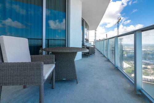 Hotel Private Ocean Condos At Hyde Beach Resort & Residences