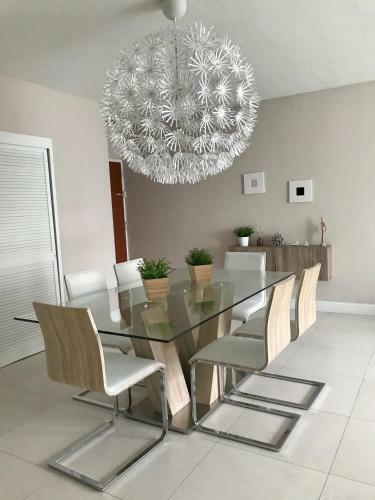 Beautiful Apartments On The Beach At The Tides