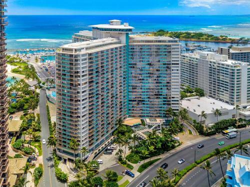 Ilikai Tower 527 Yacht Harbor View 1br