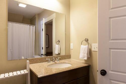 Lucky-mtn View-ac-4br/2ba