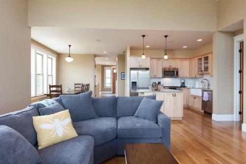 Raven’s Vw-river Vw-ac-3br/2.5b