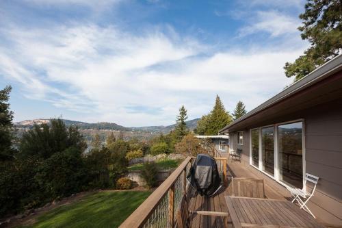 Panorama-rvr/mtn Vw-4br/3ba