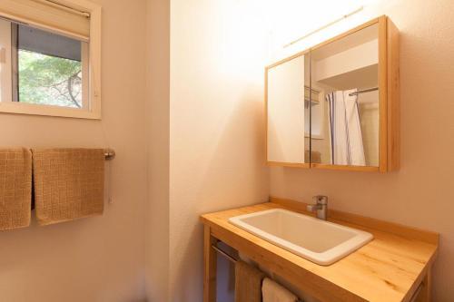 Panorama-rvr/mtn Vw-4br/3ba