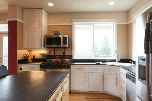 Hazel-rvr Vw-ac-ht-4br/2.5b