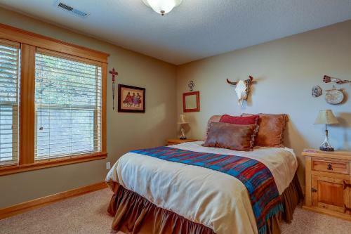 Wanderlust At Hood River