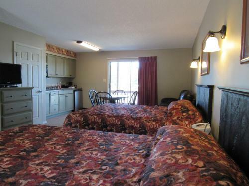 Posada Country Inn Lake Resort