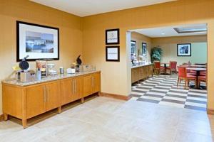 Hotel Hampton Inn Boston/logan Airport Boston Ma