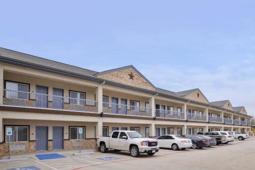 Hotel Americas Best Value Inn And Suites-humble
