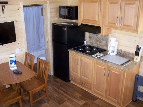 Idyllwild Camping Resort Cottage
