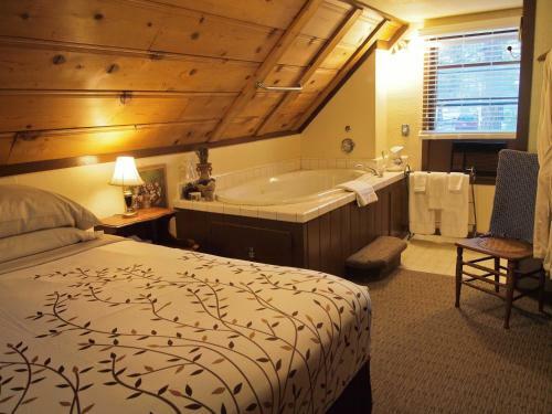 Posada Strawberry Creek Inn