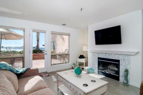 Imperial Beach Club 104
