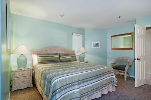 Imperial Beach Club 204