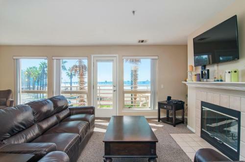 Imperial Beach Club 204