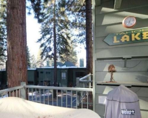 Apartamento 999 Lakeshore 18