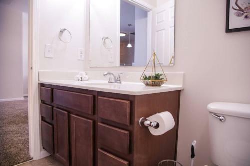Apartamento Mile Square 2br Apt Near Dining & Nightlife