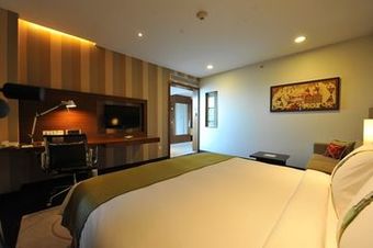 Holiday Inn Pune Hinjewadi Hotel
