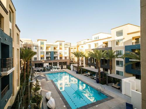 Jamboree Apartment #873907 Apts