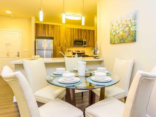 Jamboree Apartment #873928 Apts