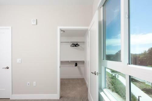 Luxury Collection Upscale Apartments Homes