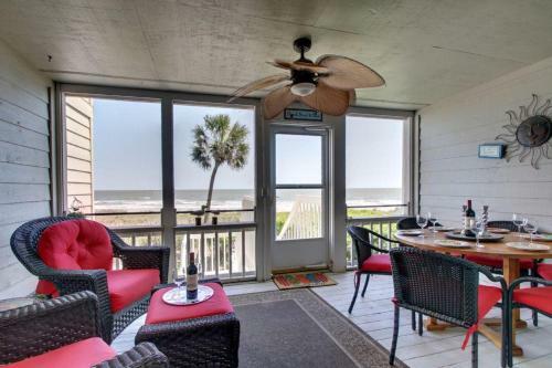35 Beach Club Villa