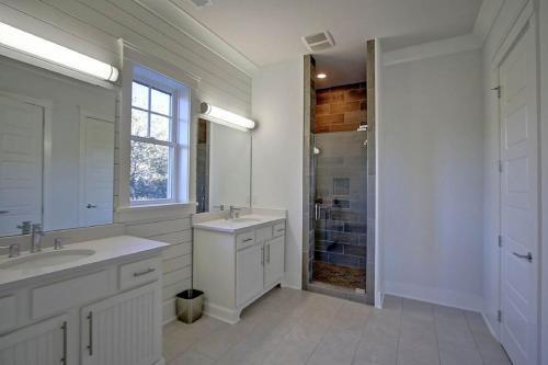 2301 Palm Boulevard Home