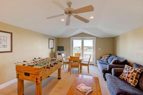 918 Carolina Boulevard Home