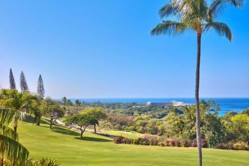 Country Club Villas 302