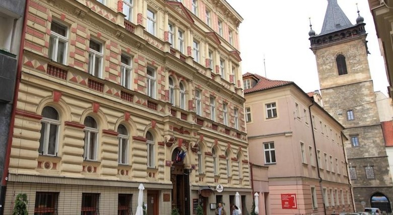 Novomestsky Hotel