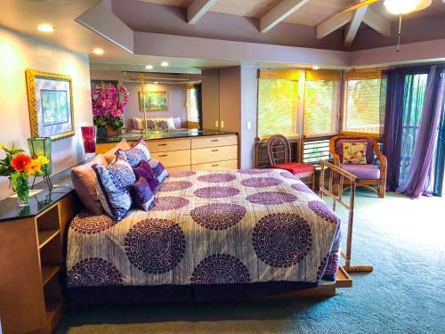 Hawaiian Oasis Bed & Breakfast