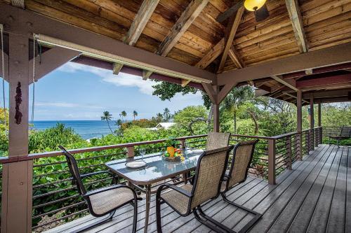 Kahalu'u Hale Home
