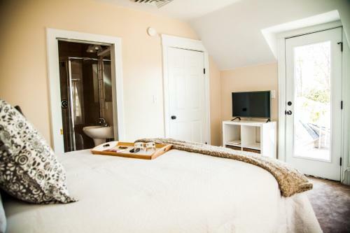 Grand Circle Bed And Breakfast