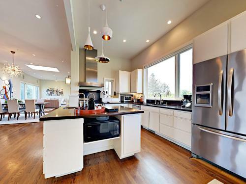Valley Of The Moon Estate