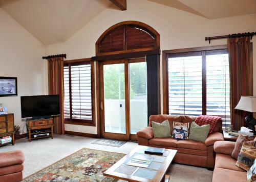 Harriman Townhome Pool Access Walk To Ketchum