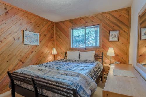 Smokey Plaza Condominium Warm Springs