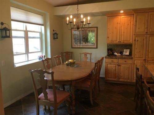 Sun Valley Town Home 215a