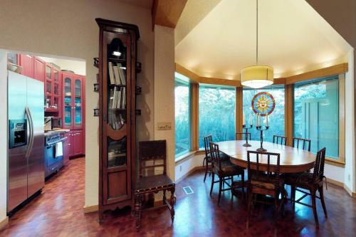 Georginia Mountain Retreat