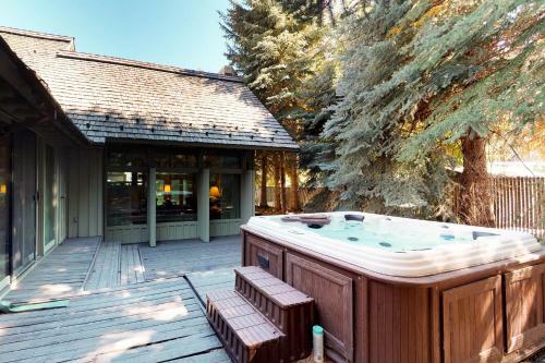 Georginia Mountain Retreat