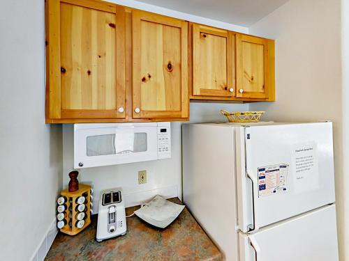 Snake River Village #20 Townhouse