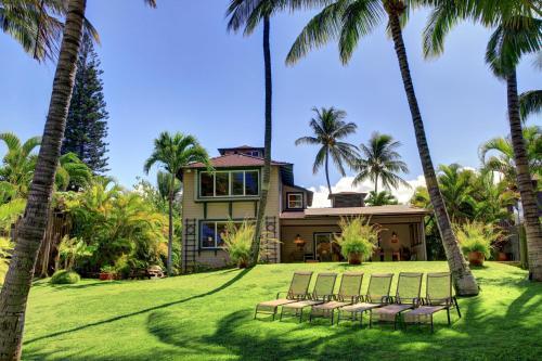 Halama Hale - Four Bedroom Home