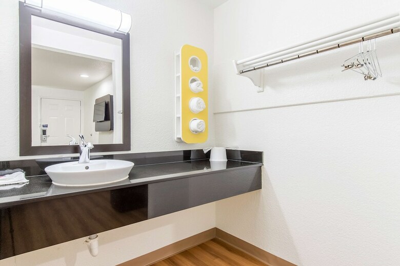 Hotel Motel 6 Ontario Airport
